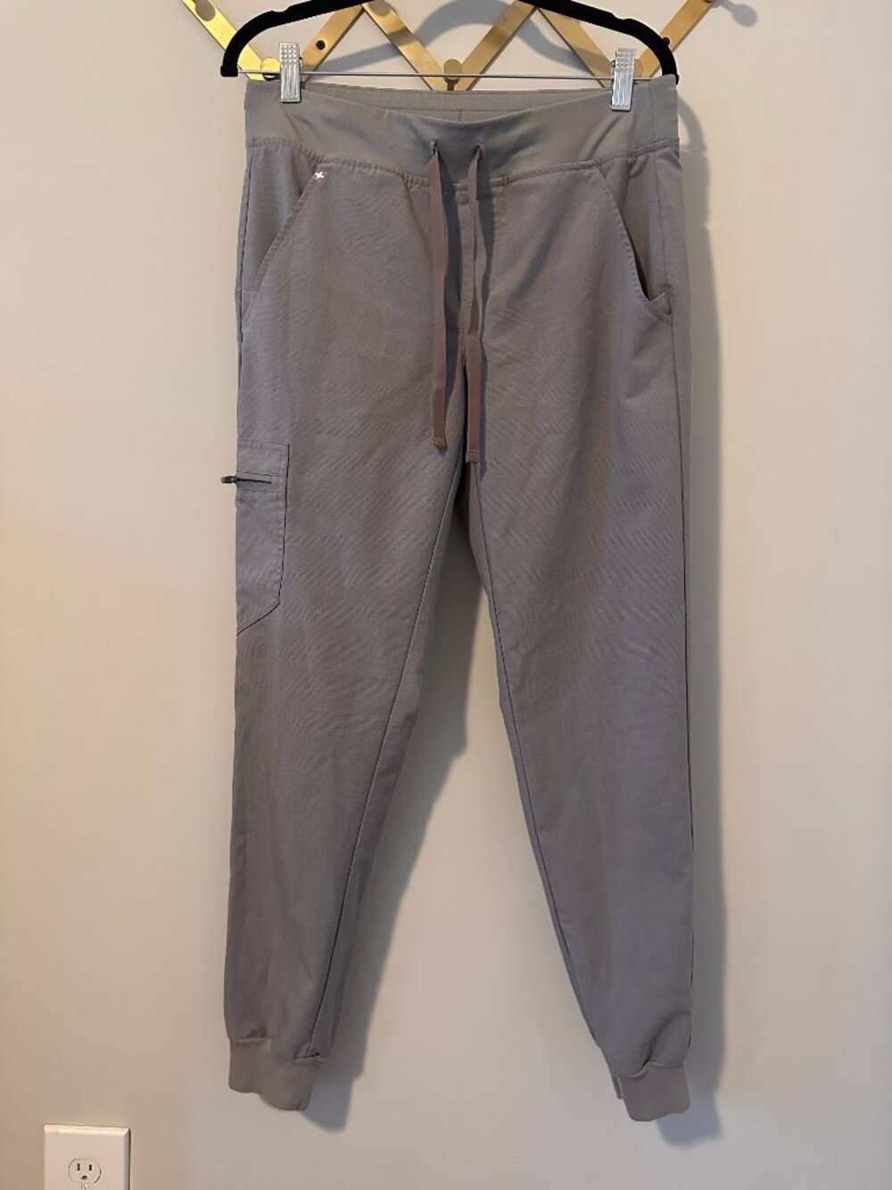 FIGS Zamora Jogger 2.0 Scrub Pants Graphite Gray Small